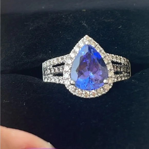 14K White Gold Blueberry Tanzanite Ring - Picture 4 of 16